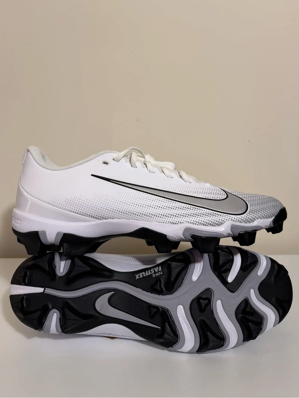 Nike Vapor Edge Fastflex Cleats White/Black – New with Tags
